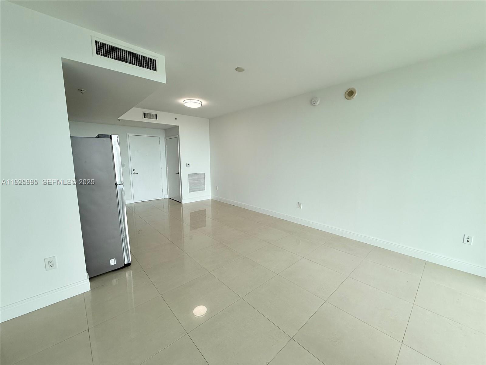 90 SW 3rd St #1809 Miami, FL 33130