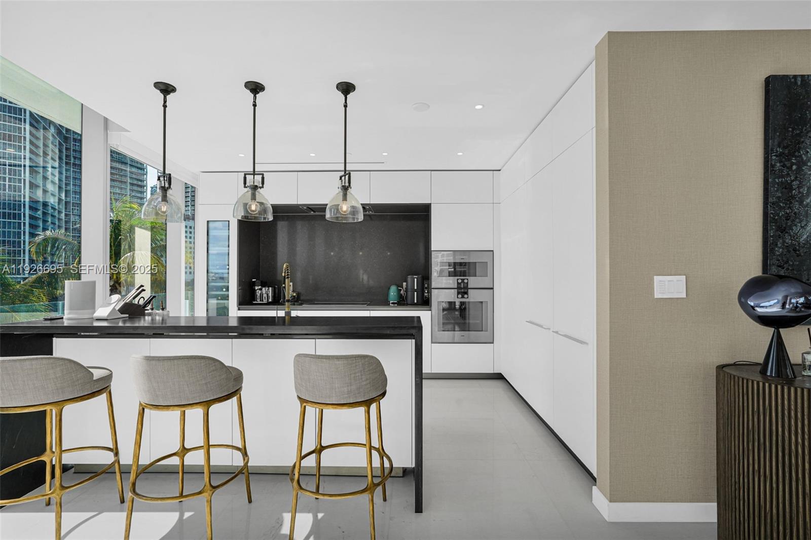 300 Biscayne Blvd Way #301E Miami, FL 33131