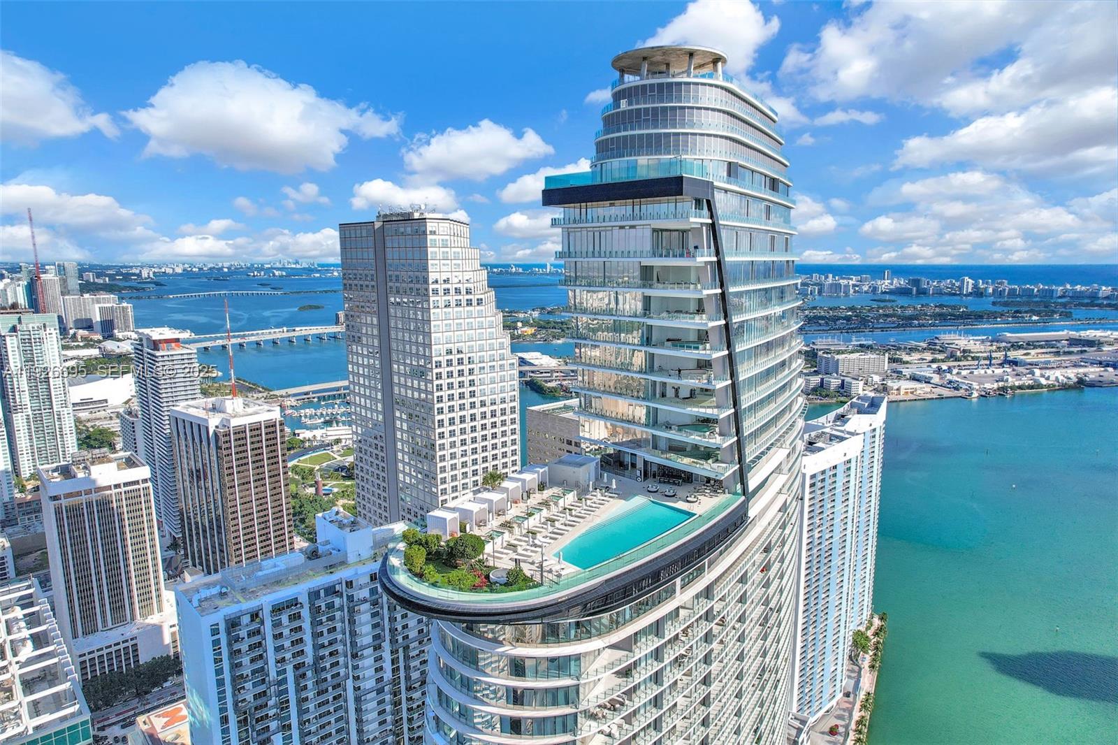300 Biscayne Blvd Way #301E Miami, FL 33131