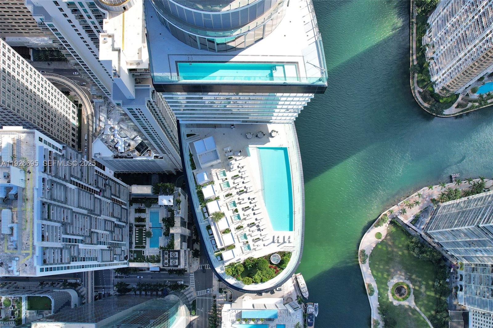 300 Biscayne Blvd Way #301E Miami, FL 33131