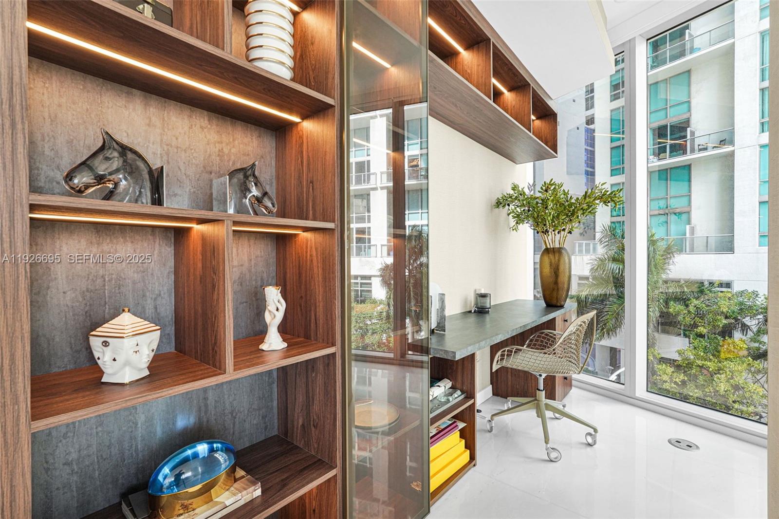 300 Biscayne Blvd Way #301E Miami, FL 33131