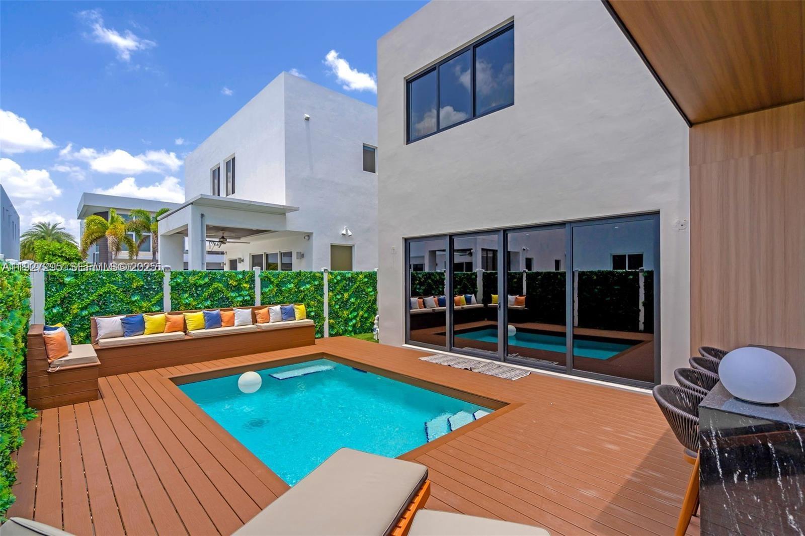 7534 NW 98th Ave #7534 Doral, FL 33178