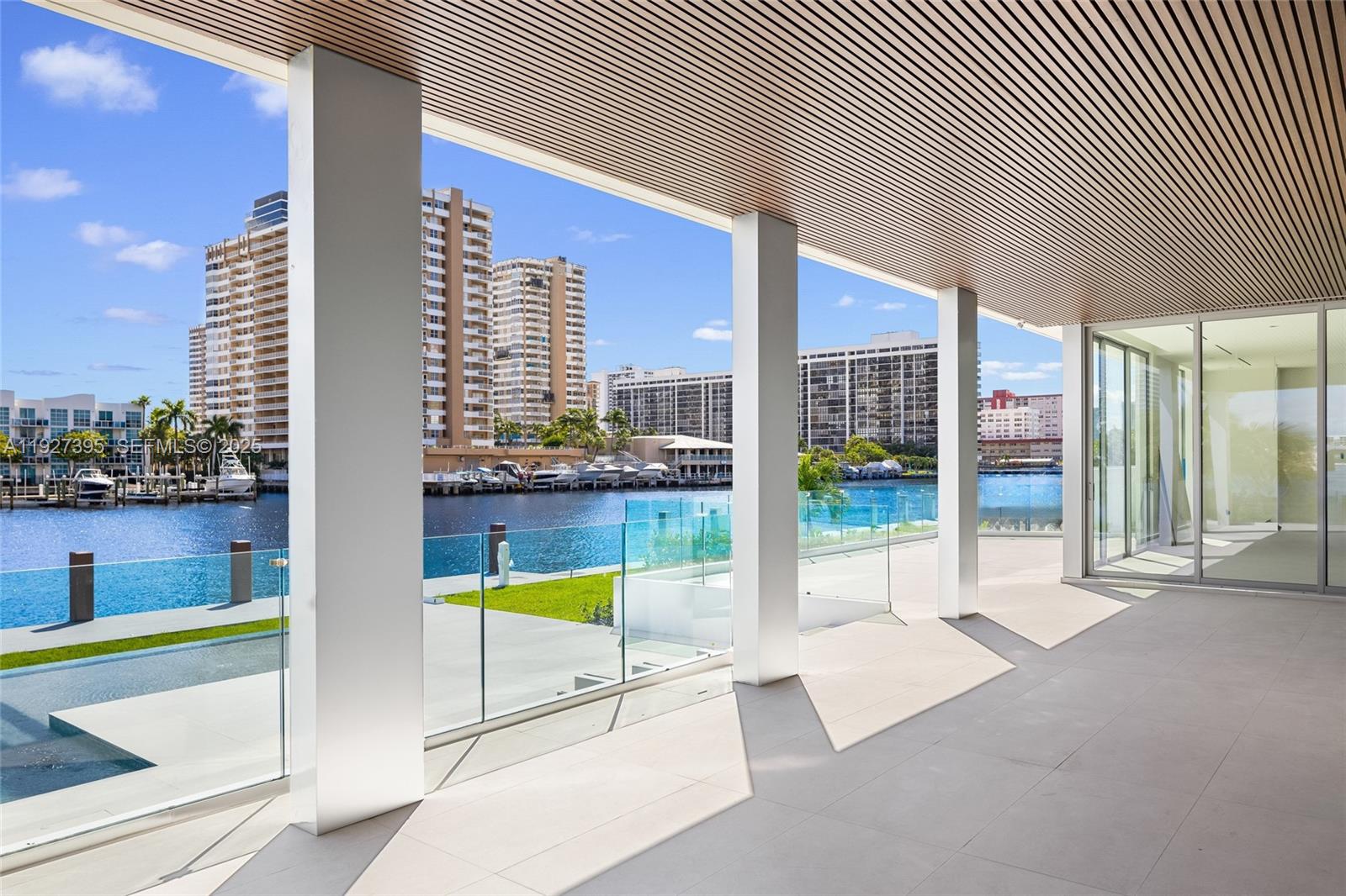 503 Palm Dr Hallandale Beach, FL 33009