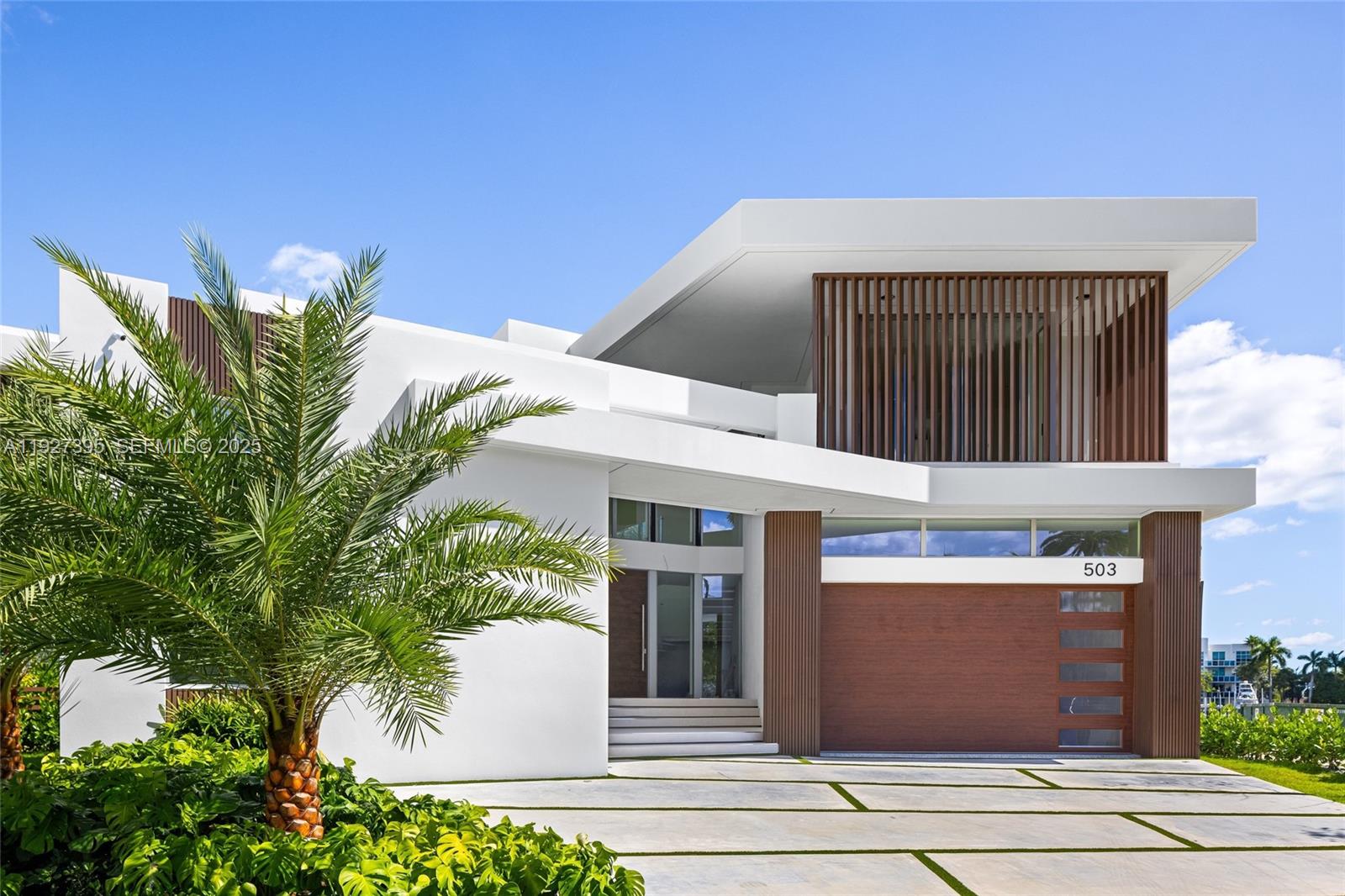 503 Palm Dr Hallandale Beach, FL 33009