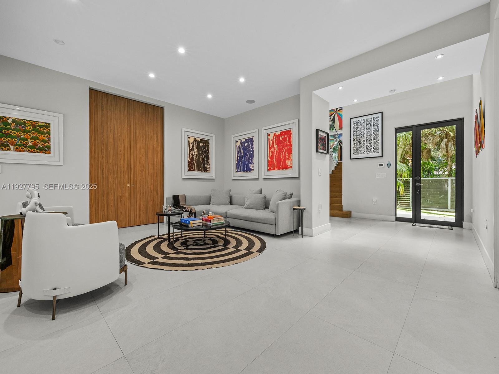 1760 Chucunantah Rd Miami, FL 33133