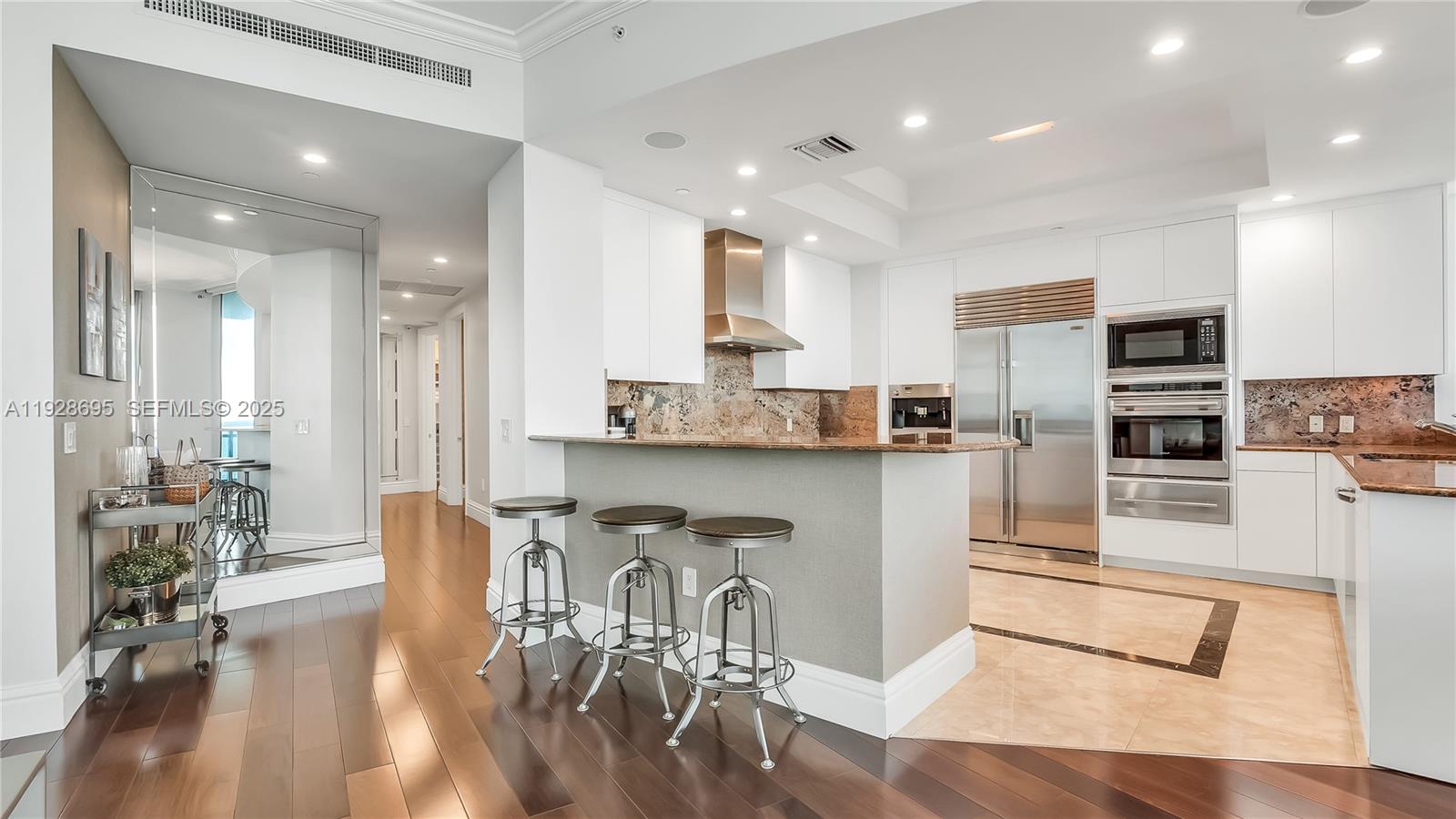 10295 Collins Ave #402 Bal Harbour, FL 33154