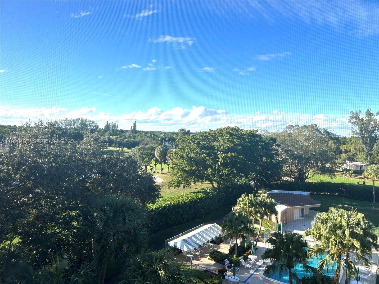 900 Saint Charles Pl #606 Pembroke Pines, FL 33026