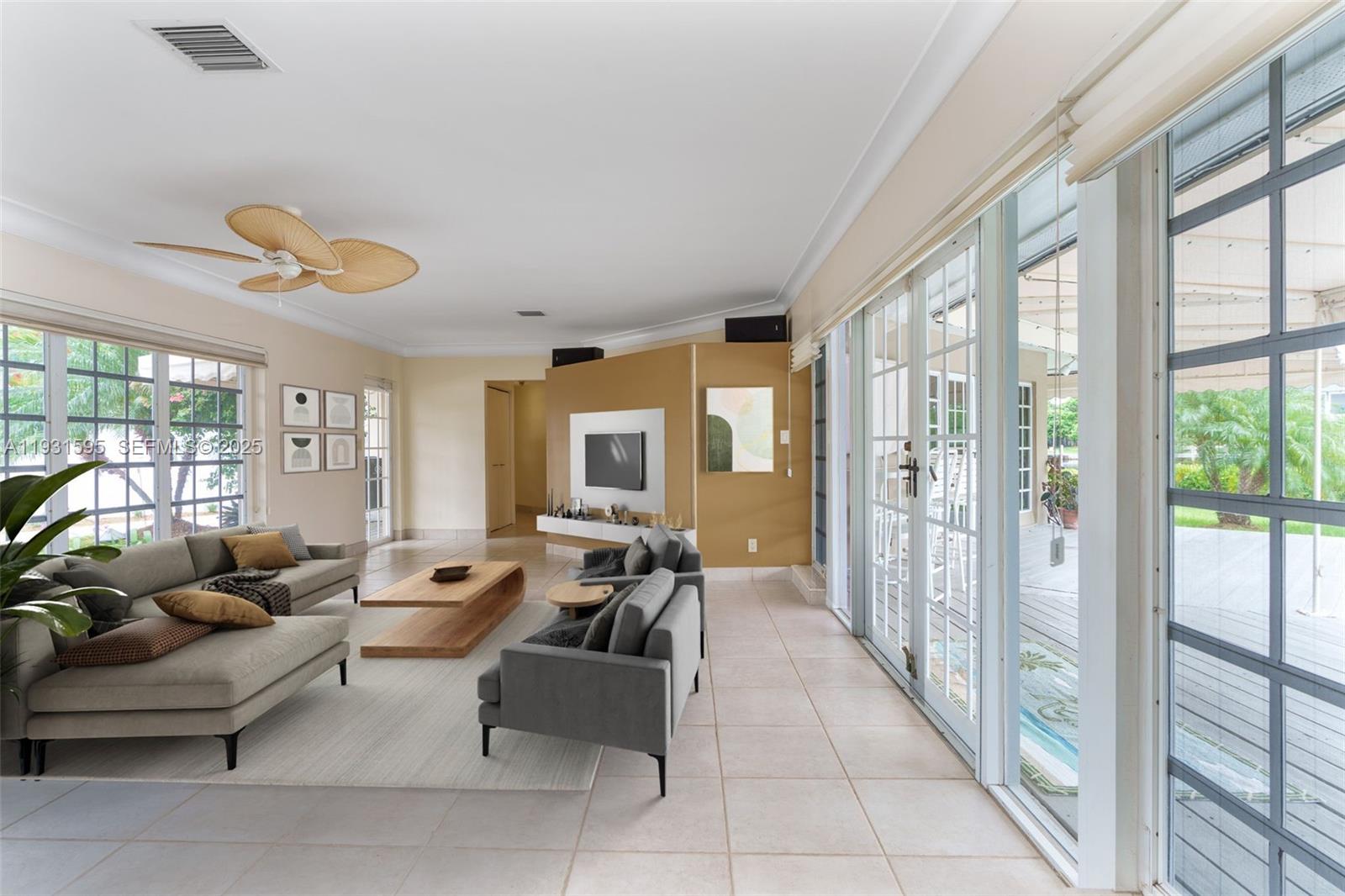 2130 NE 15th St Fort Lauderdale, FL 33304