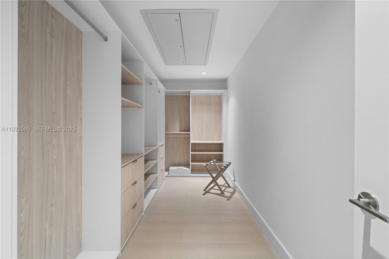 102 24th St #PH-1706 Miami Beach, FL 33139