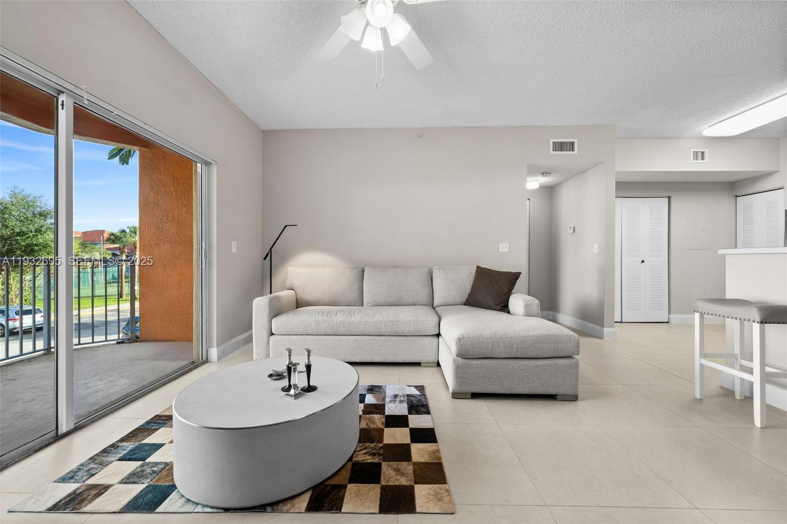 6968 SW 39th St #F204 Davie, FL 33314