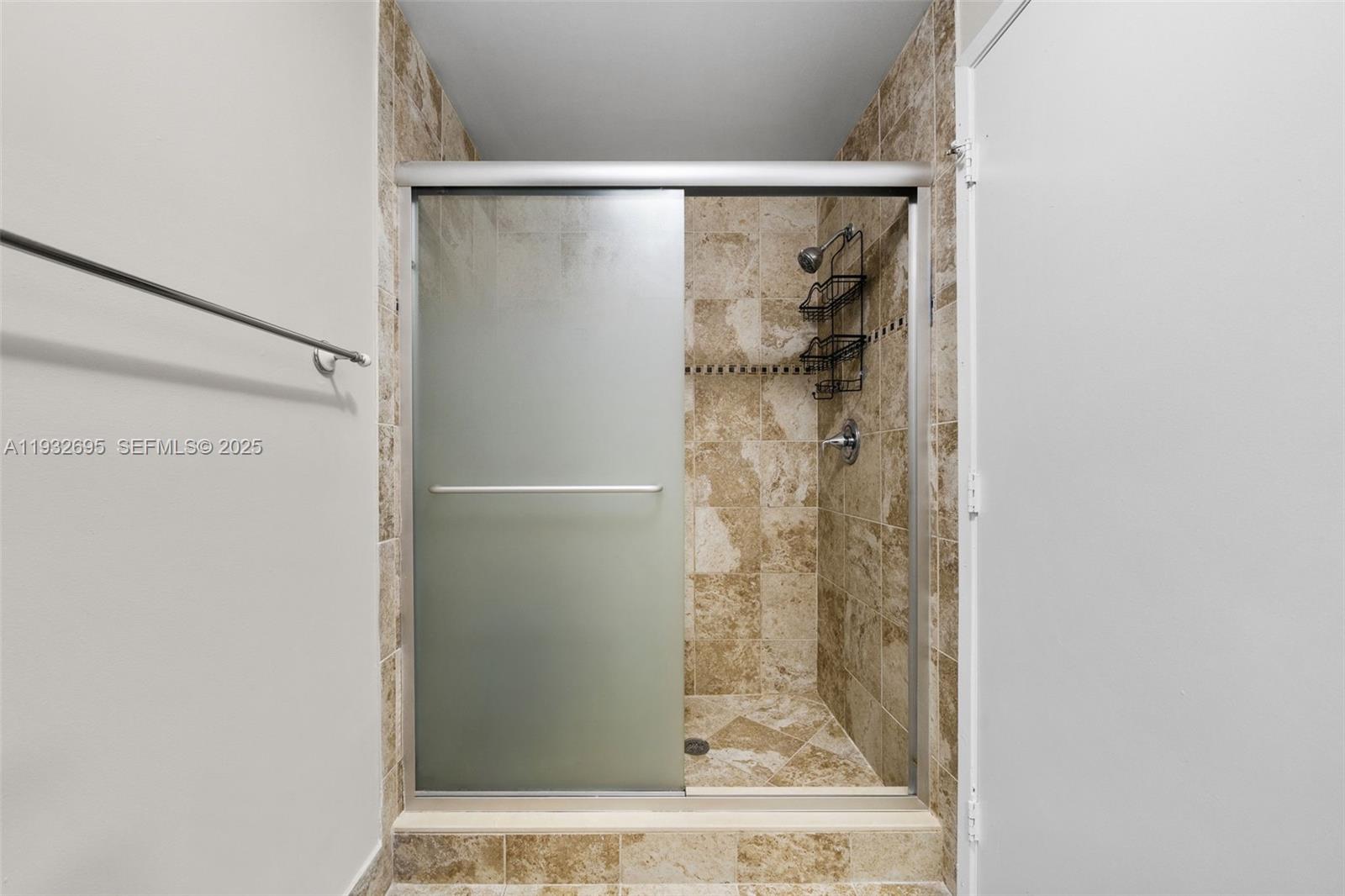 6968 SW 39th St #F204 Davie, FL 33314