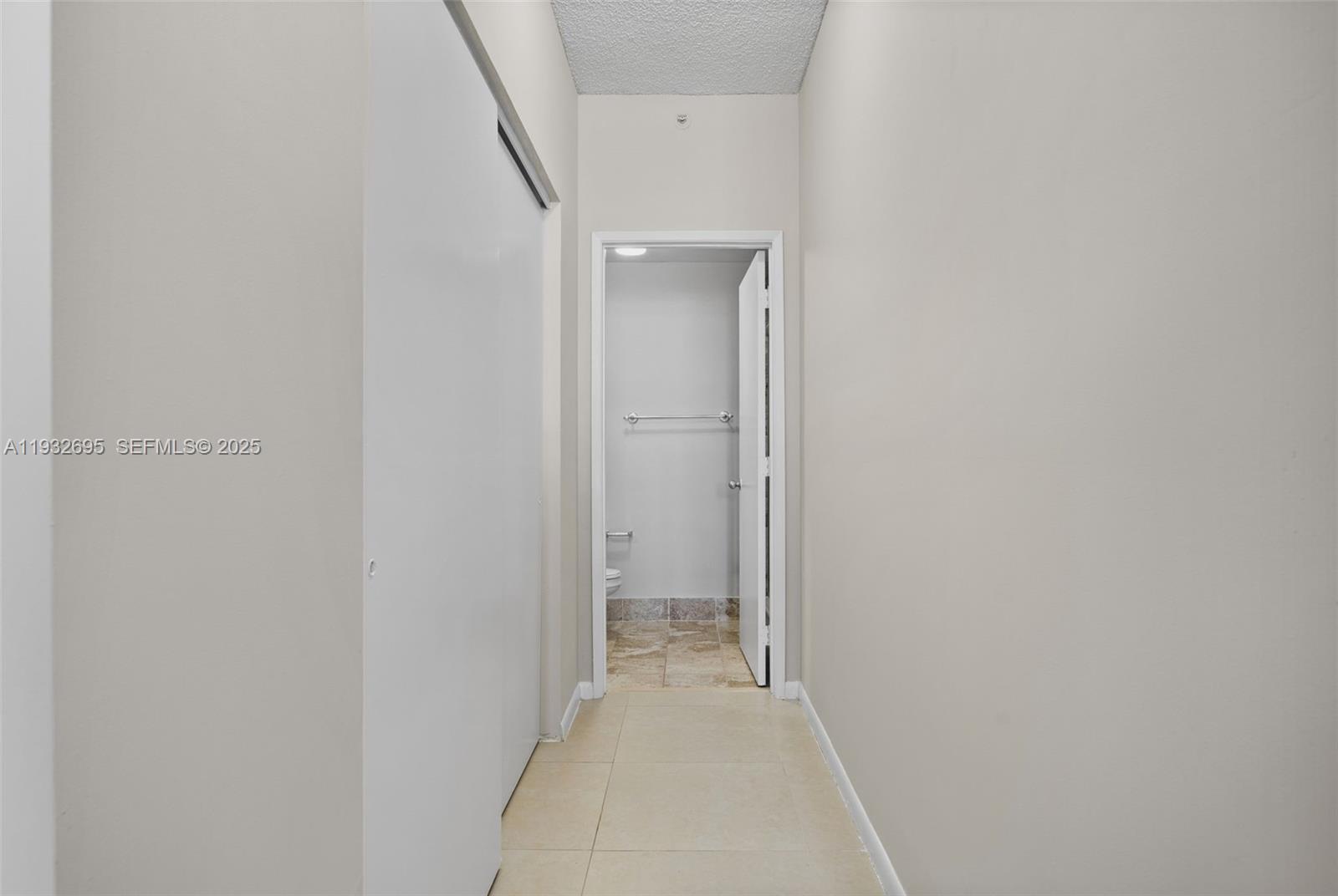 6968 SW 39th St #F204 Davie, FL 33314