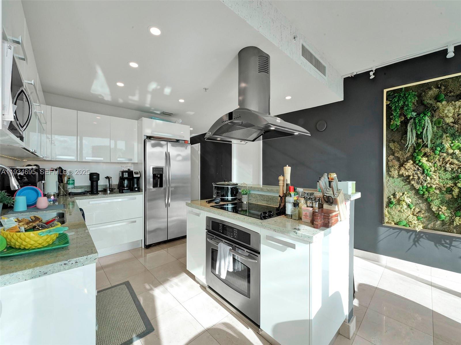 image Blue on the Bay11