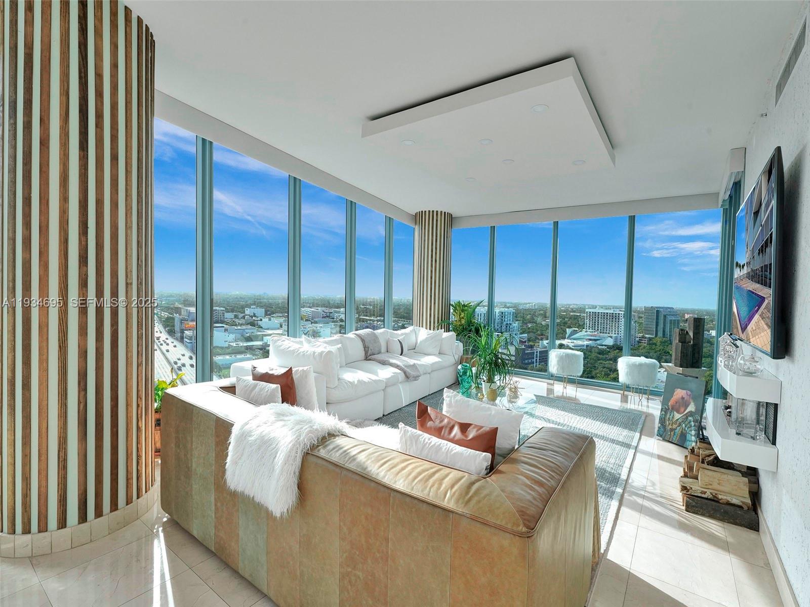 image Blue on the Bay1