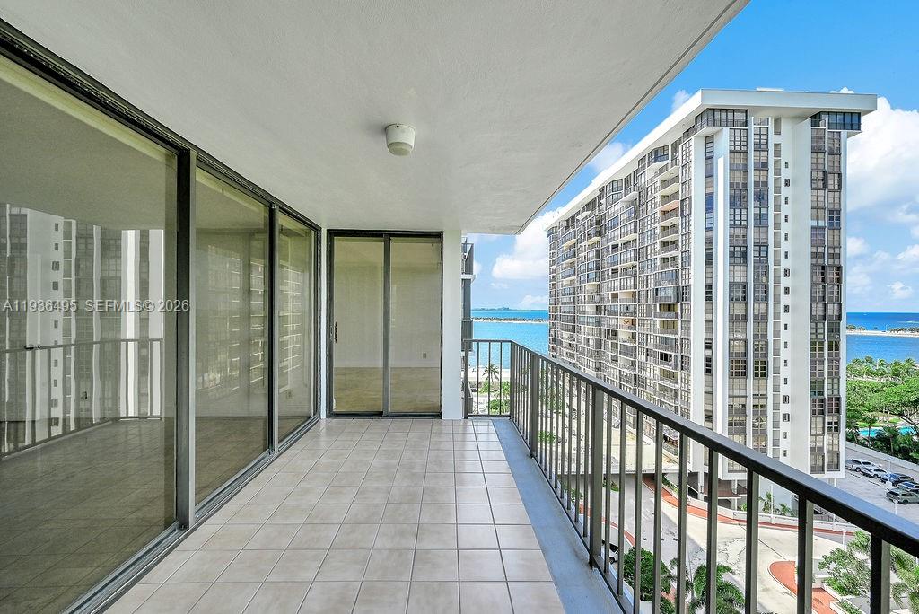 image Brickell Place Ii12