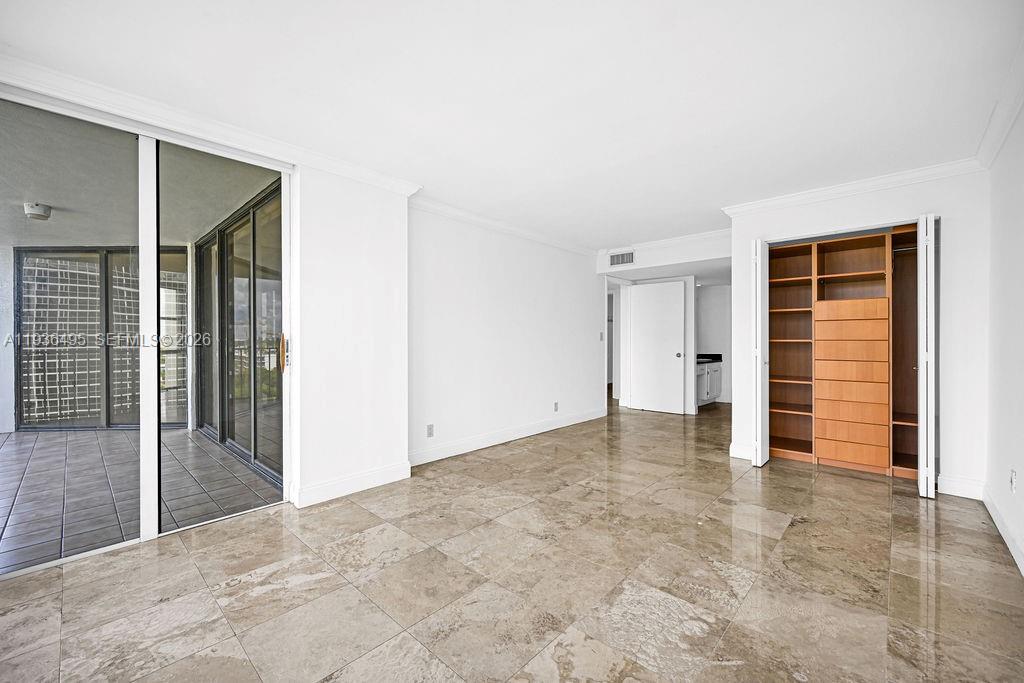 image Brickell Place Ii28