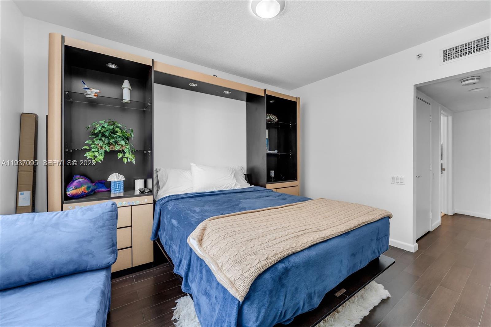 image 1500 Ocean Drive18