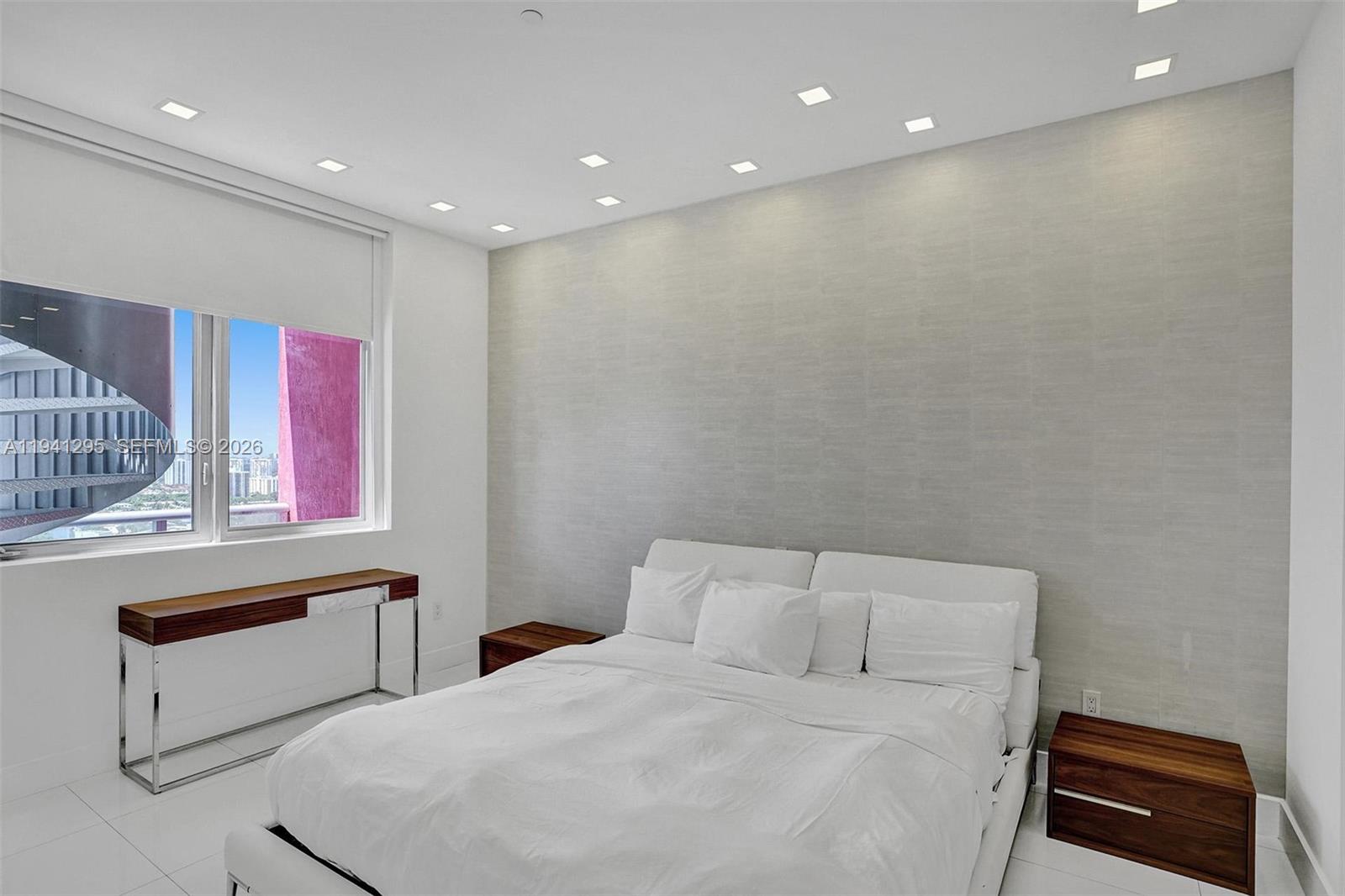 image Beachwalk Condominium21