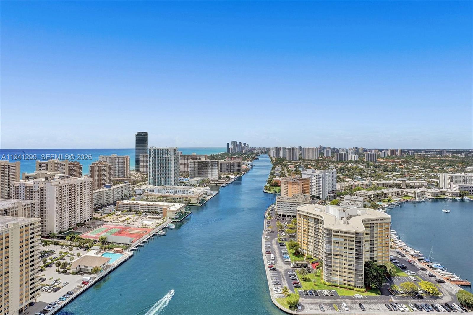 image Beachwalk Condominium26