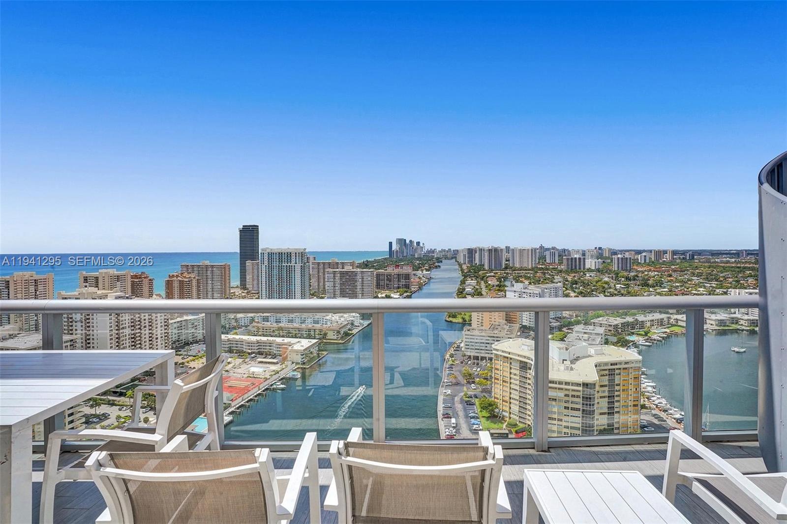 image Beachwalk Condominium30