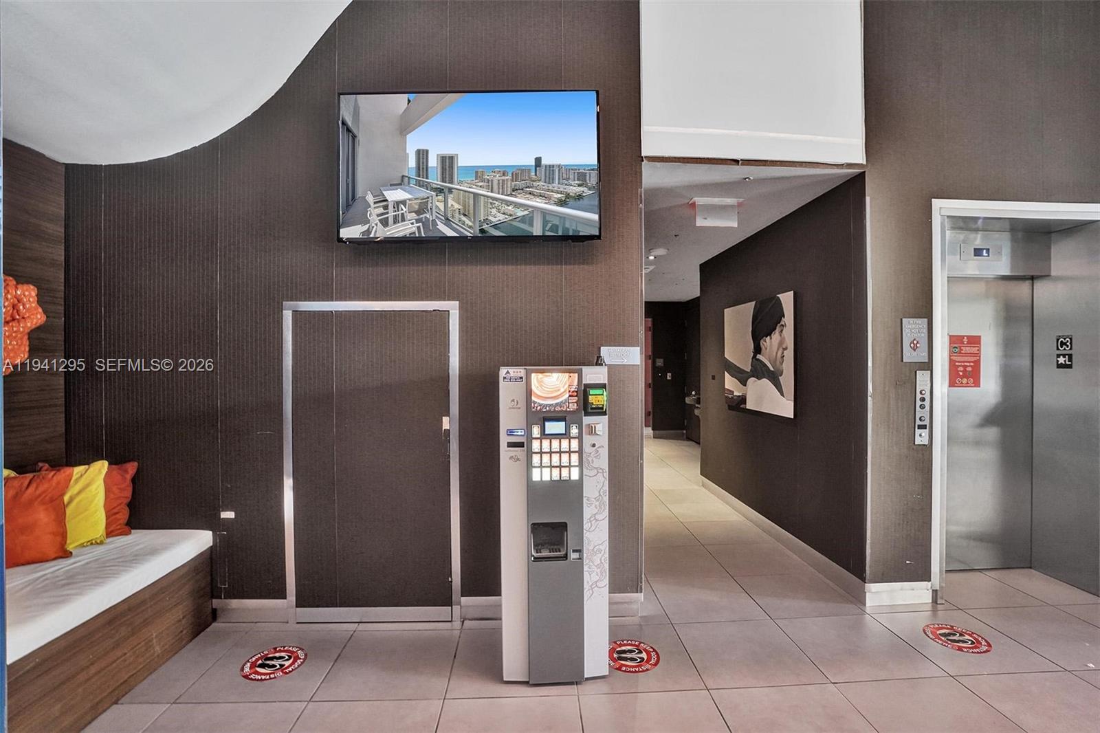 image Beachwalk Condominium38