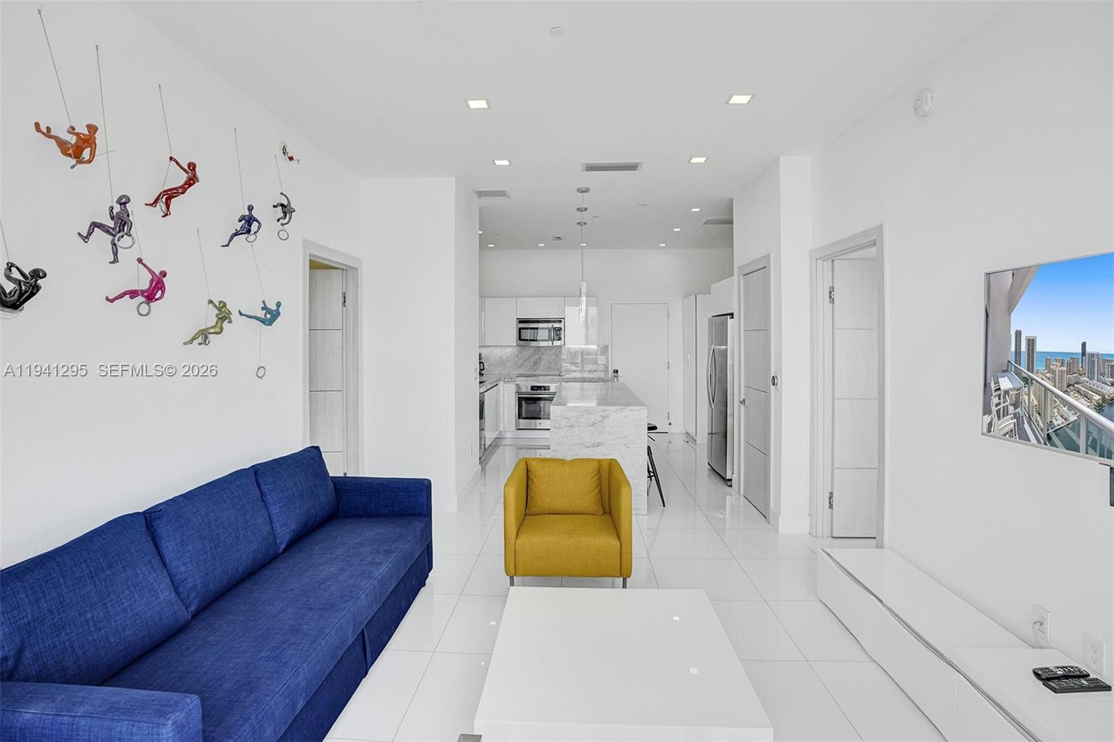 image Beachwalk Condominium4