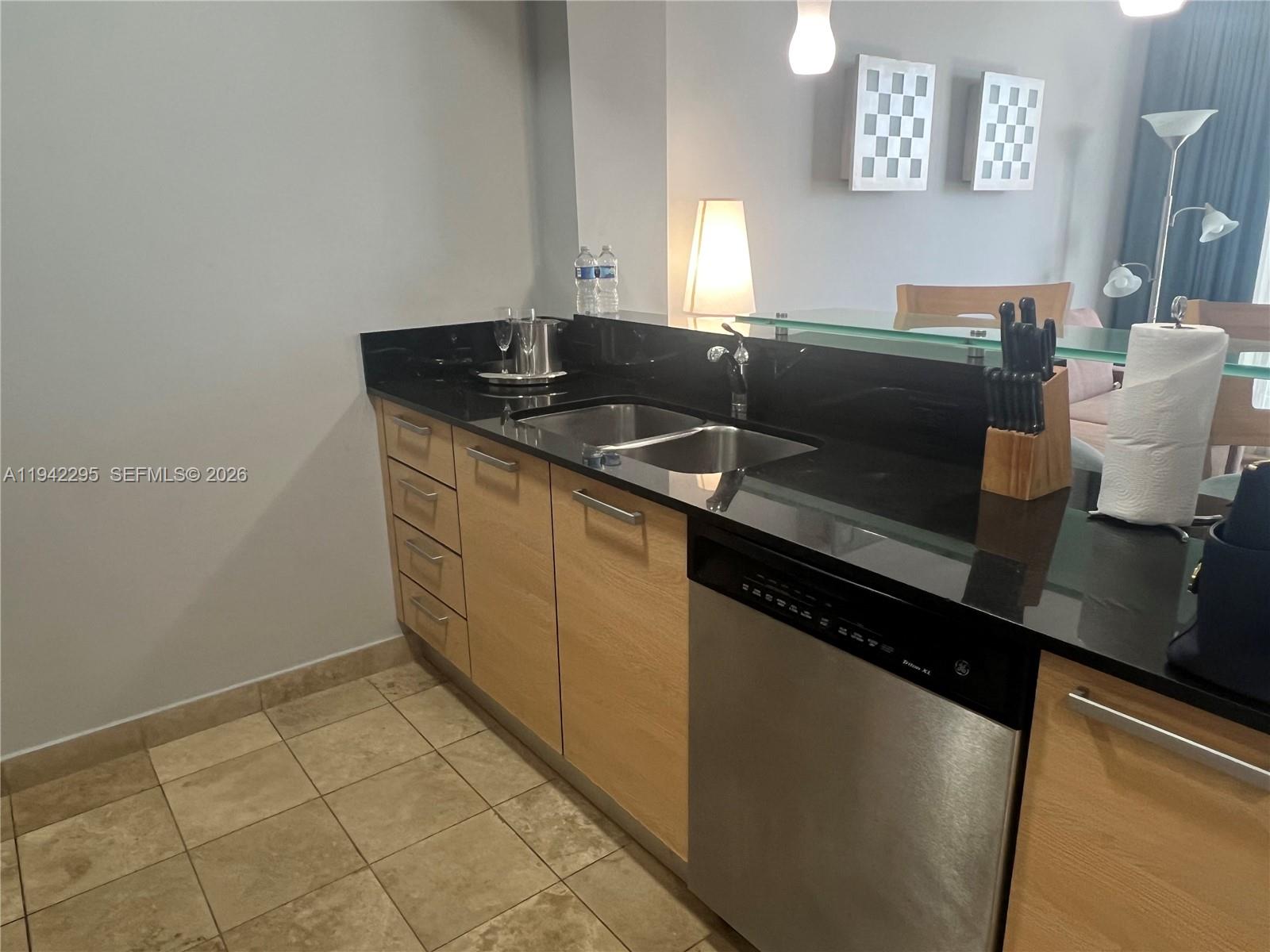 18683 Collins Ave #2510 Sunny Isles Beach, FL 33160