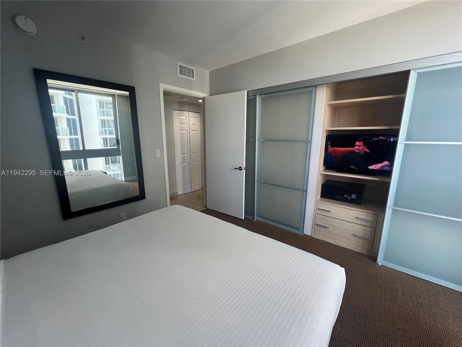 18683 Collins Ave #2510 Sunny Isles Beach, FL 33160