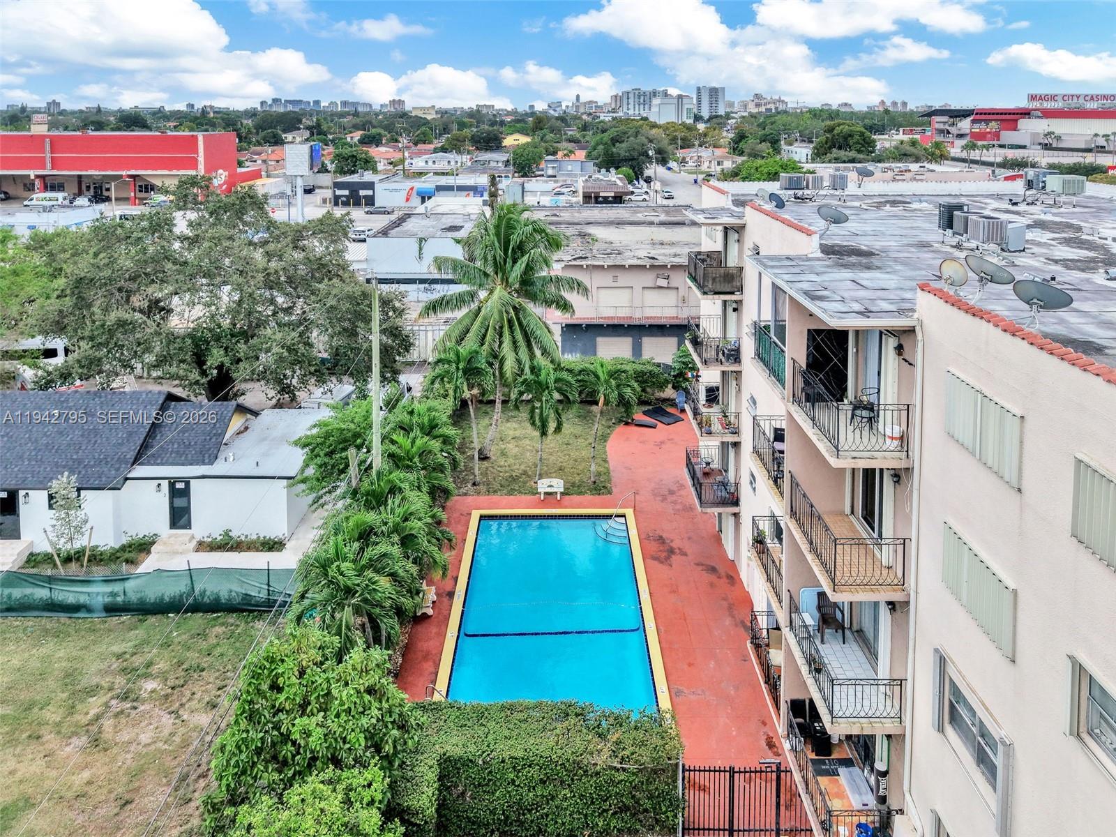 3640 NW 9th St #401 Miami, FL 33125