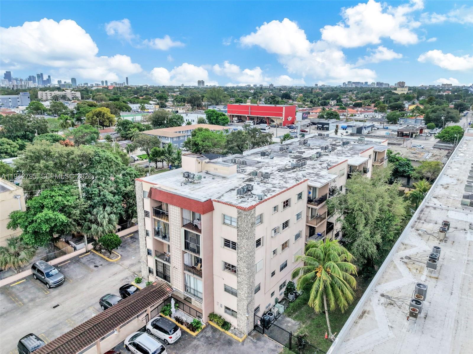 3640 NW 9th St #401 Miami, FL 33125