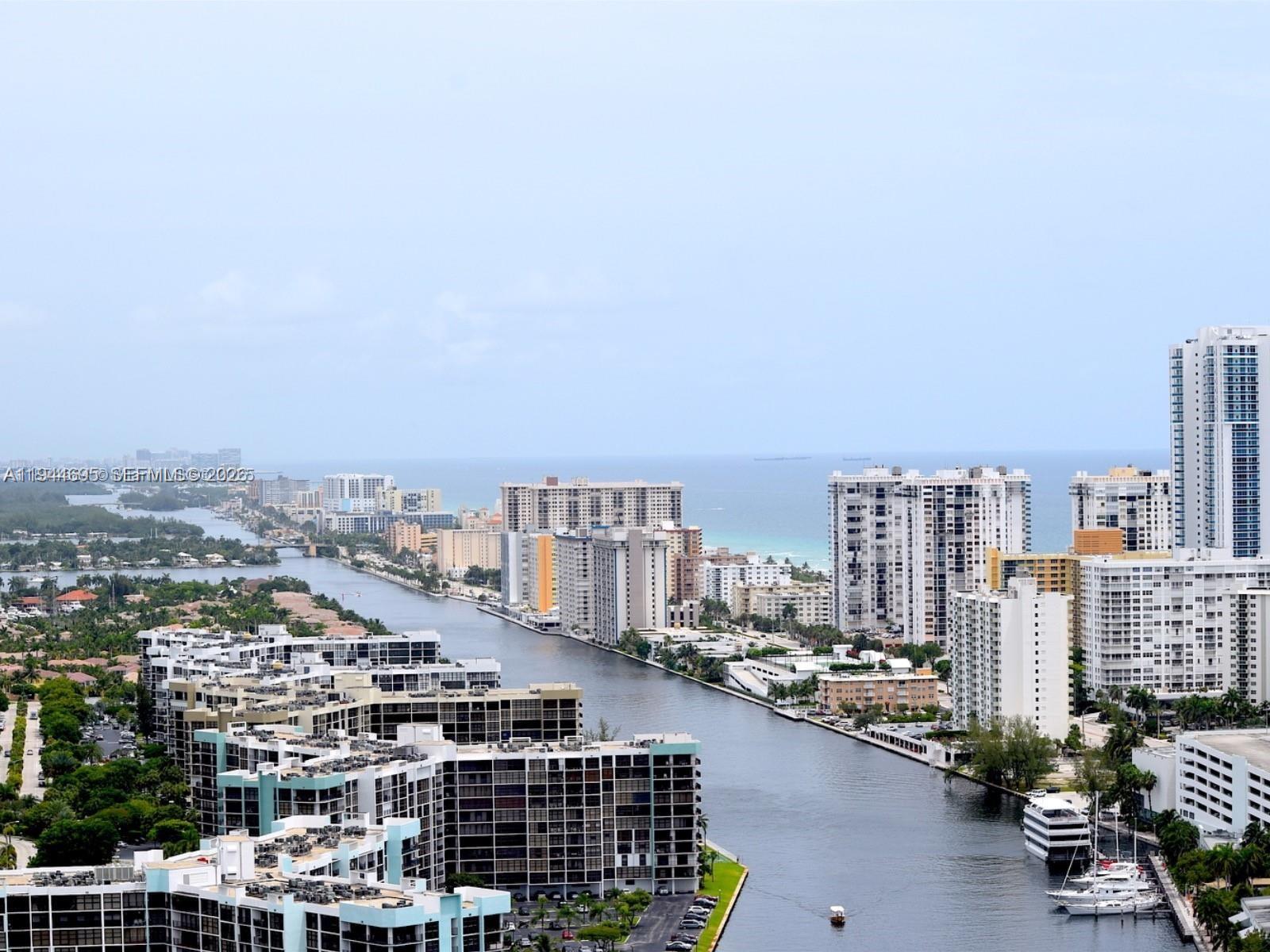 400 Leslie Dr #323 Hallandale Beach, FL 33009