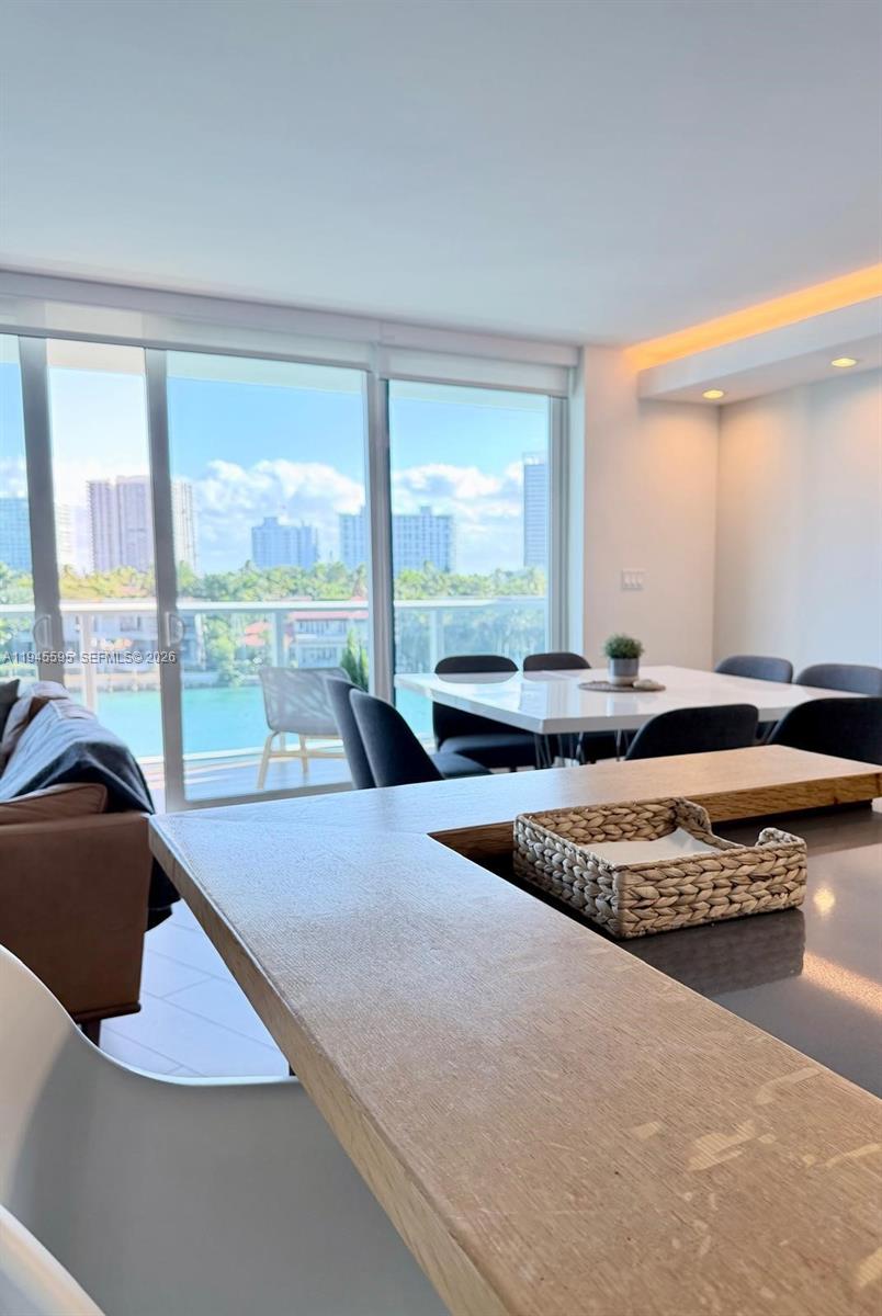 Undisclosed Address Bay Harbor Islands, FL 33154