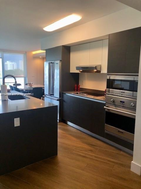 Undisclosed Address Bay Harbor Islands, FL 33154