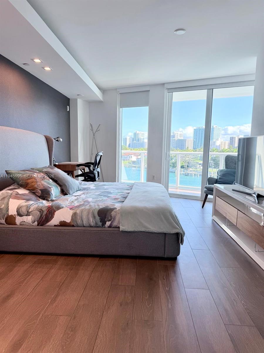 Undisclosed Address Bay Harbor Islands, FL 33154