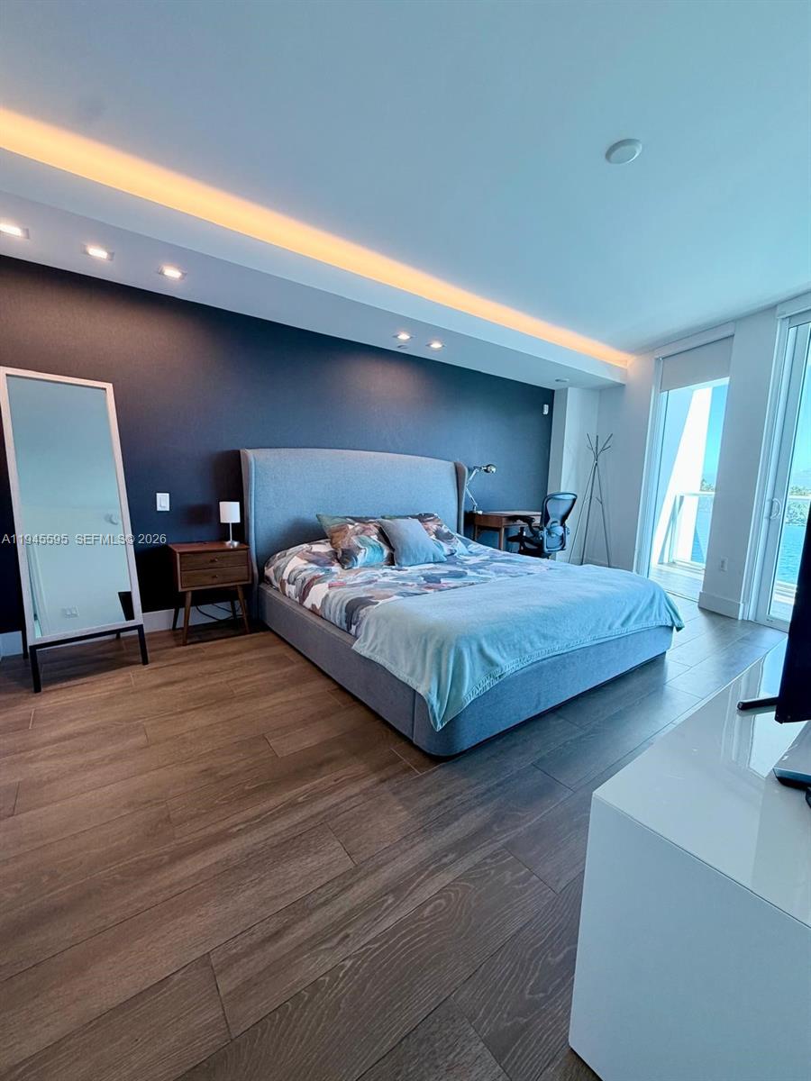 Undisclosed Address Bay Harbor Islands, FL 33154