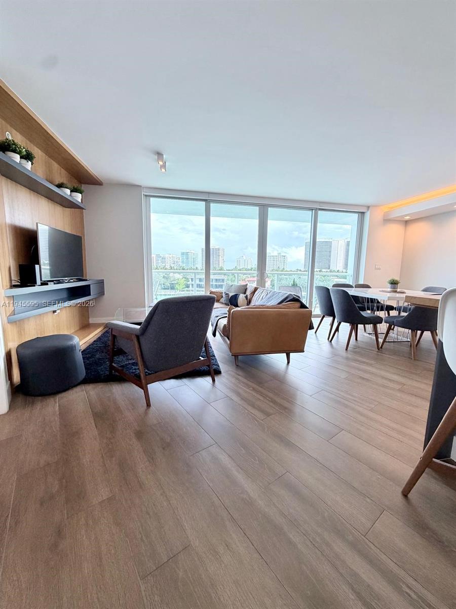 Undisclosed Address Bay Harbor Islands, FL 33154