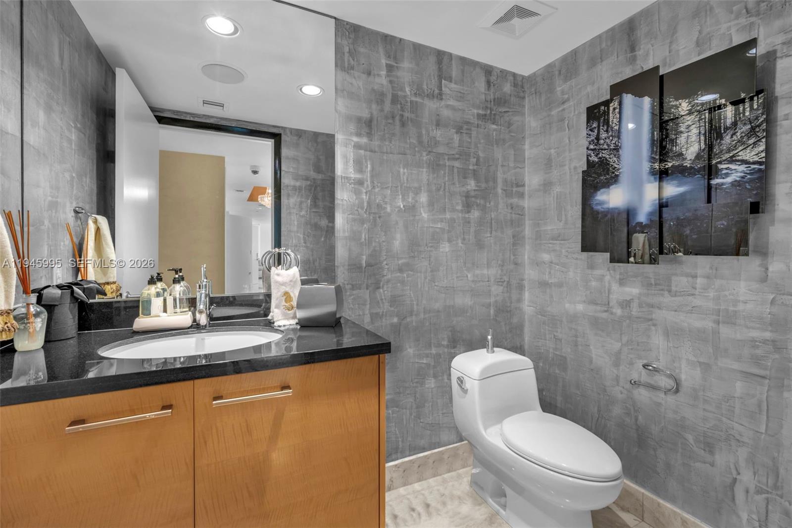 101 S Fort Lauderdale Bch Blvd #2601 Fort Lauderdale, FL 33316