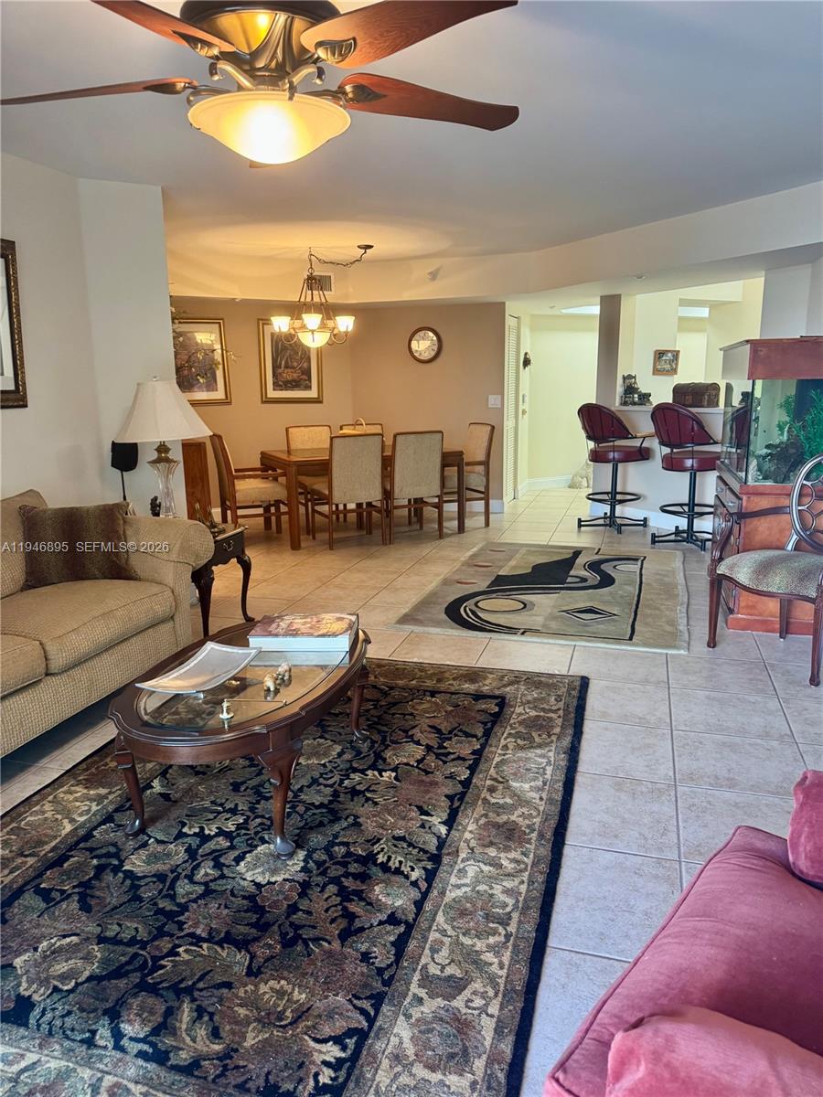 7751 Southampton Ter #310 Tamarac, FL 33321