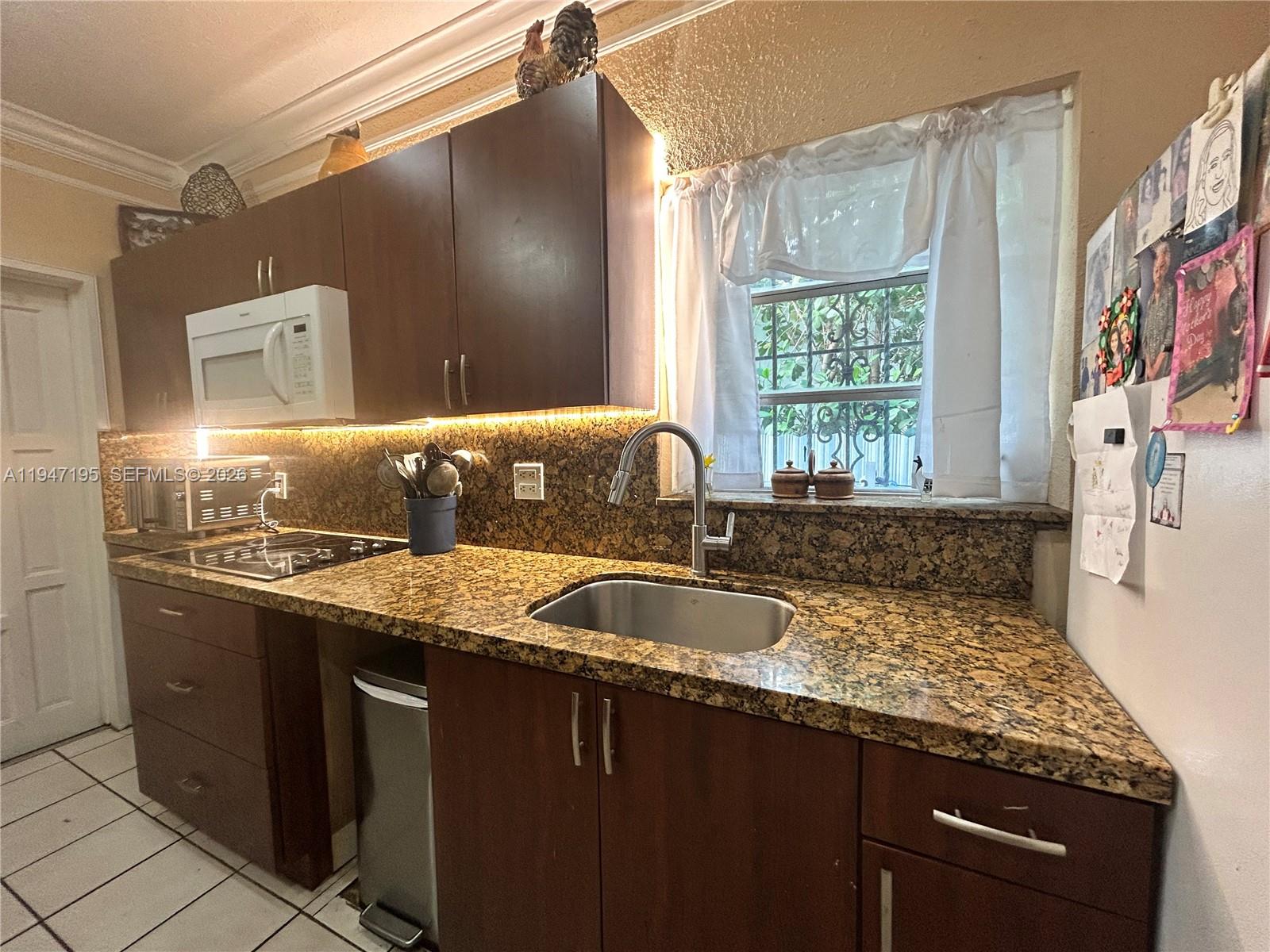 1352 SW 16th St Miami, FL 33145