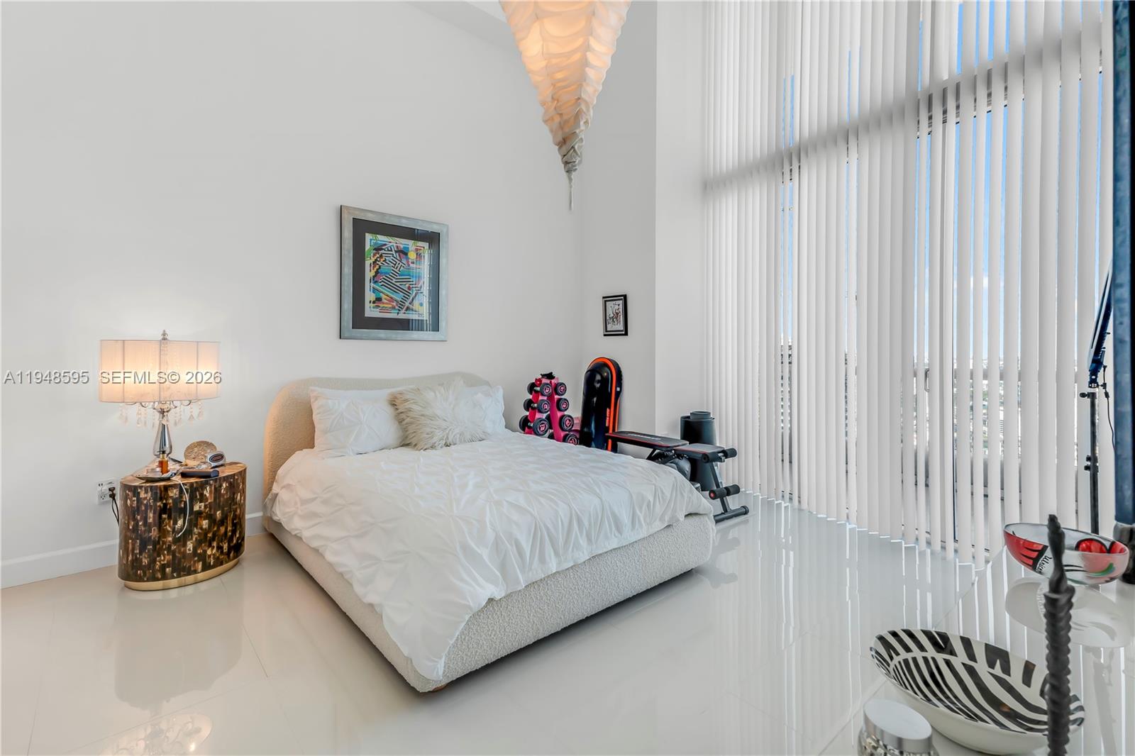 image Icon Brickell10