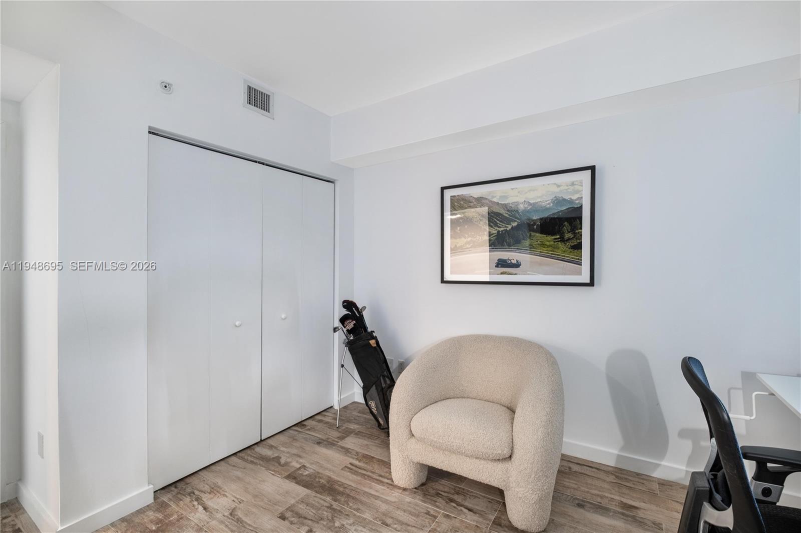 650 NE 32nd St #4306 Miami, FL 33137