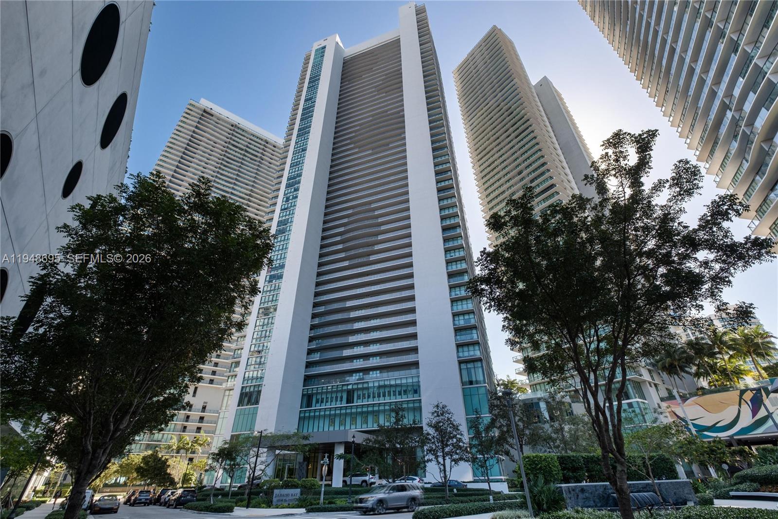 650 NE 32nd St #4306 Miami, FL 33137