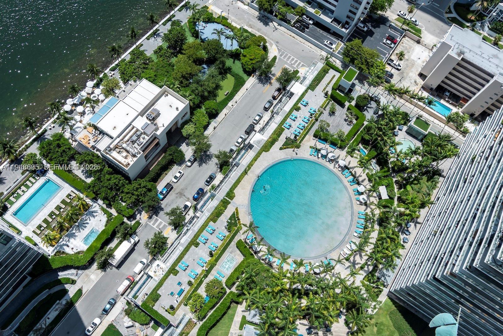 650 NE 32nd St #4306 Miami, FL 33137