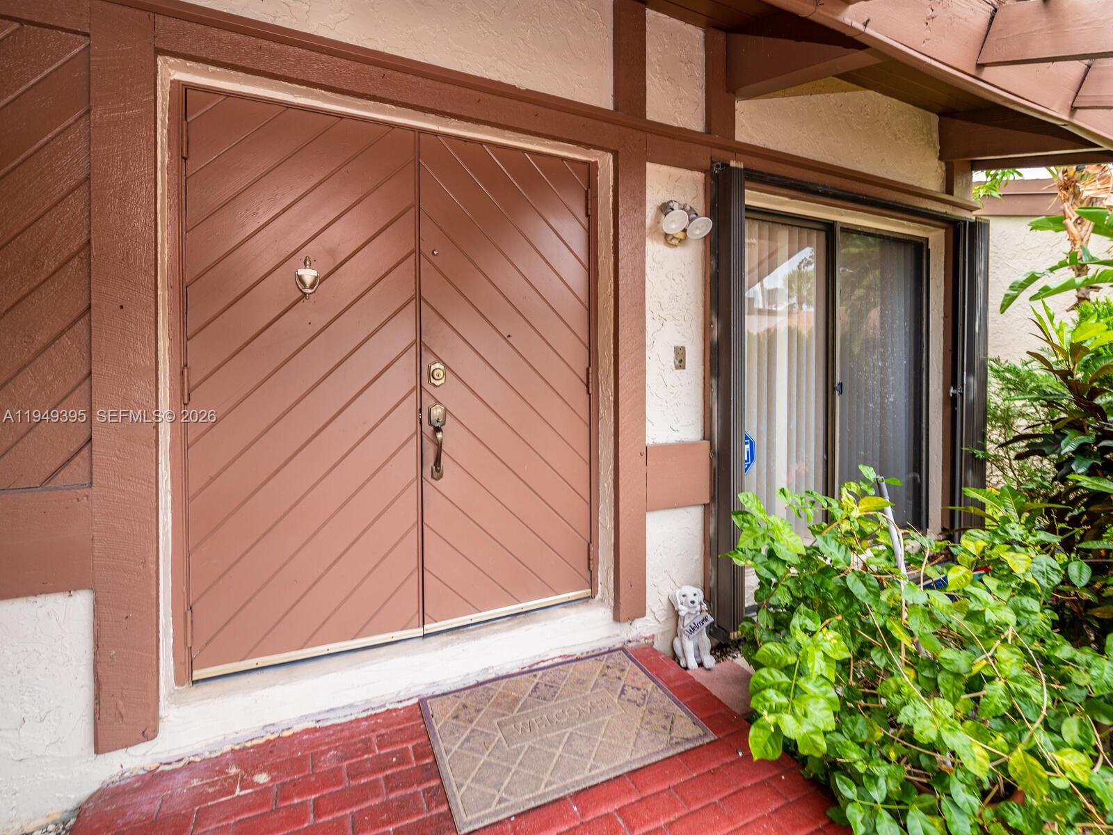 429 Leslie Dr #429 Hallandale Beach, FL 33009