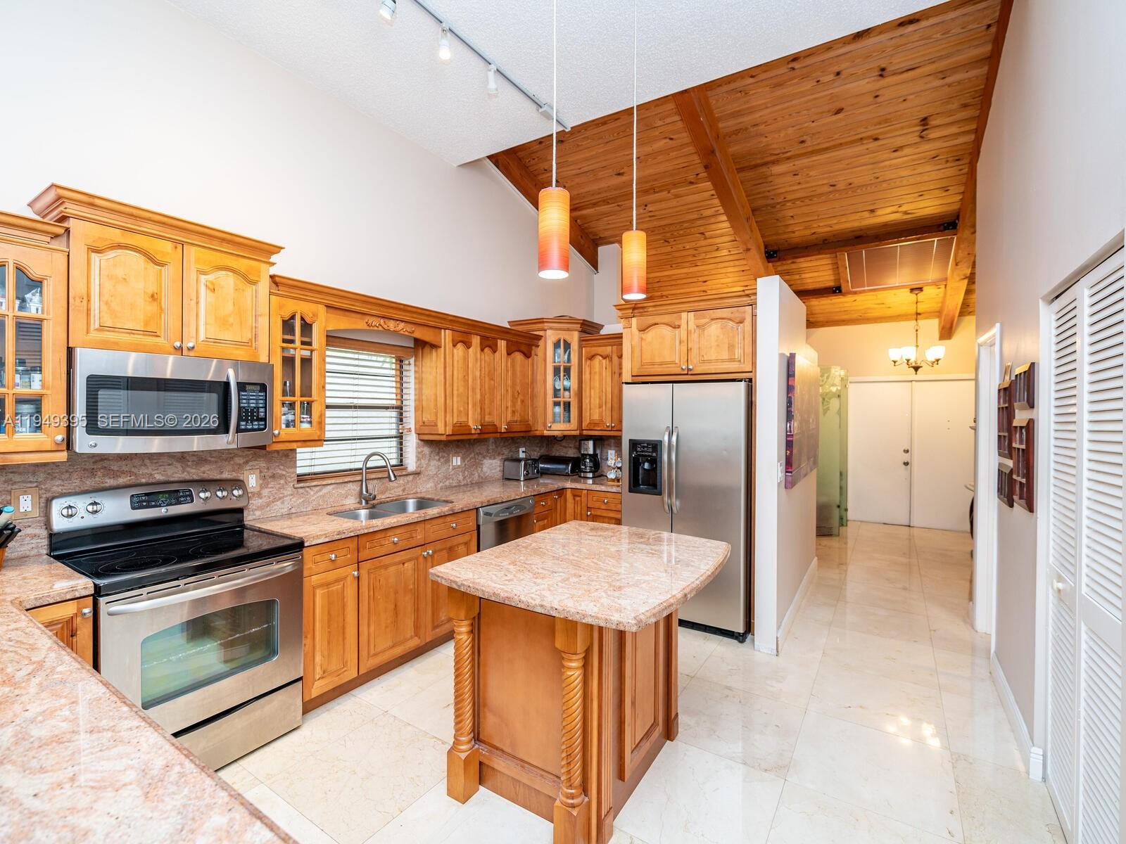 429 Leslie Dr #429 Hallandale Beach, FL 33009