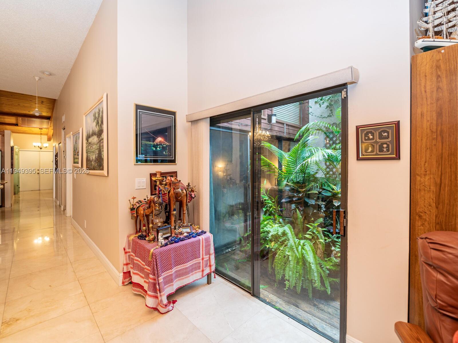 429 Leslie Dr #429 Hallandale Beach, FL 33009