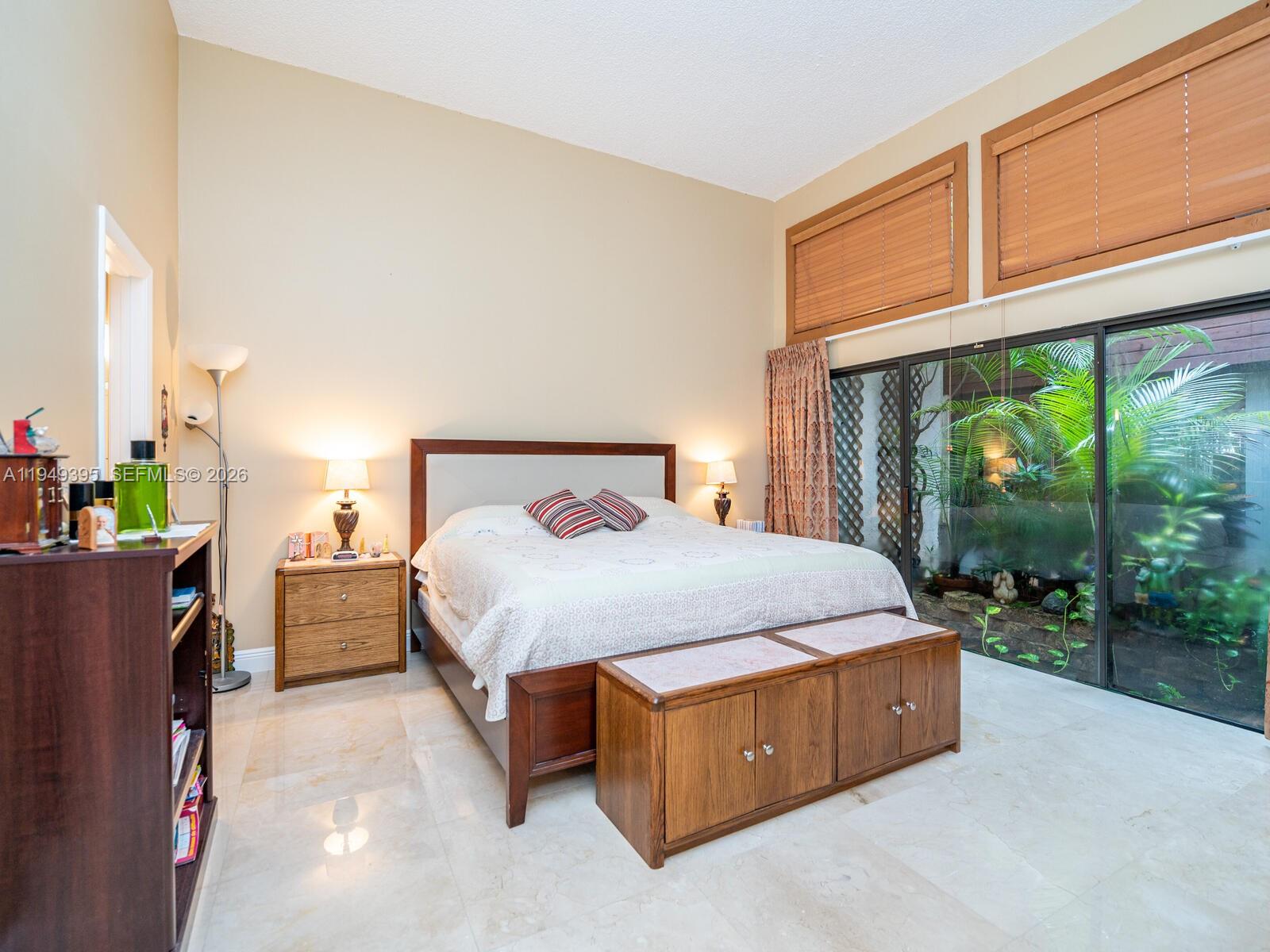 429 Leslie Dr #429 Hallandale Beach, FL 33009