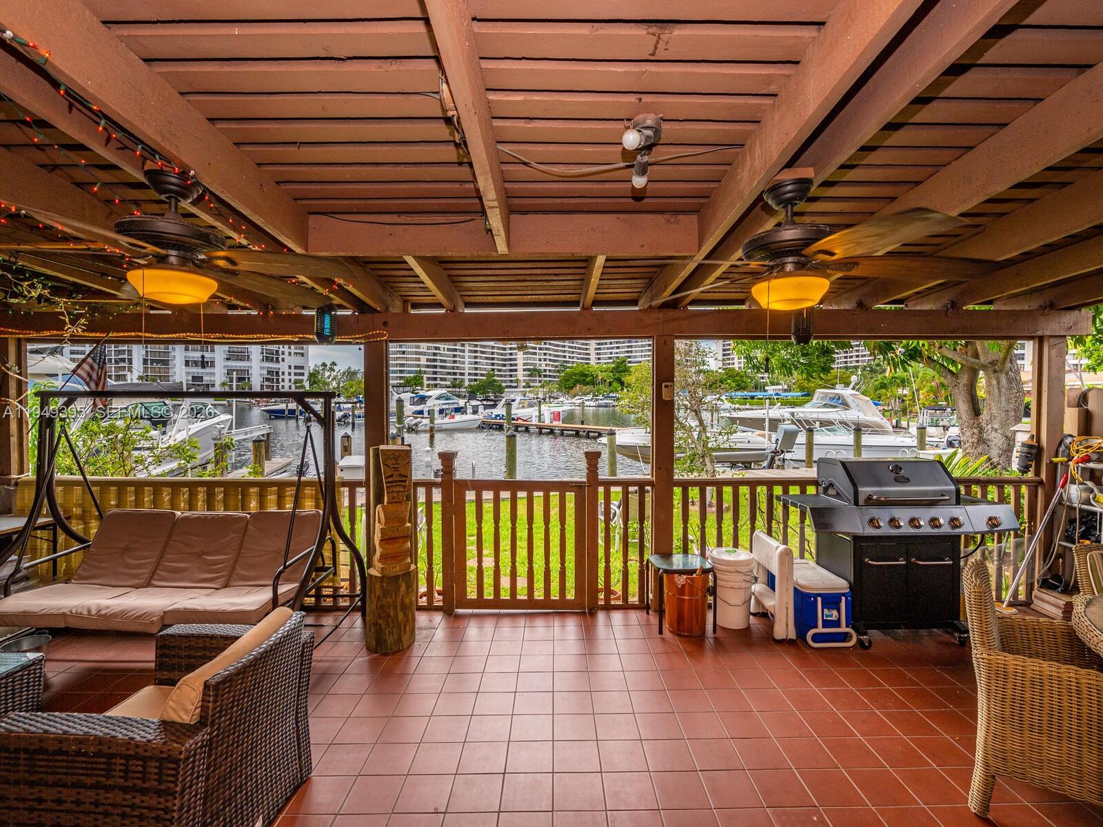 429 Leslie Dr #429 Hallandale Beach, FL 33009