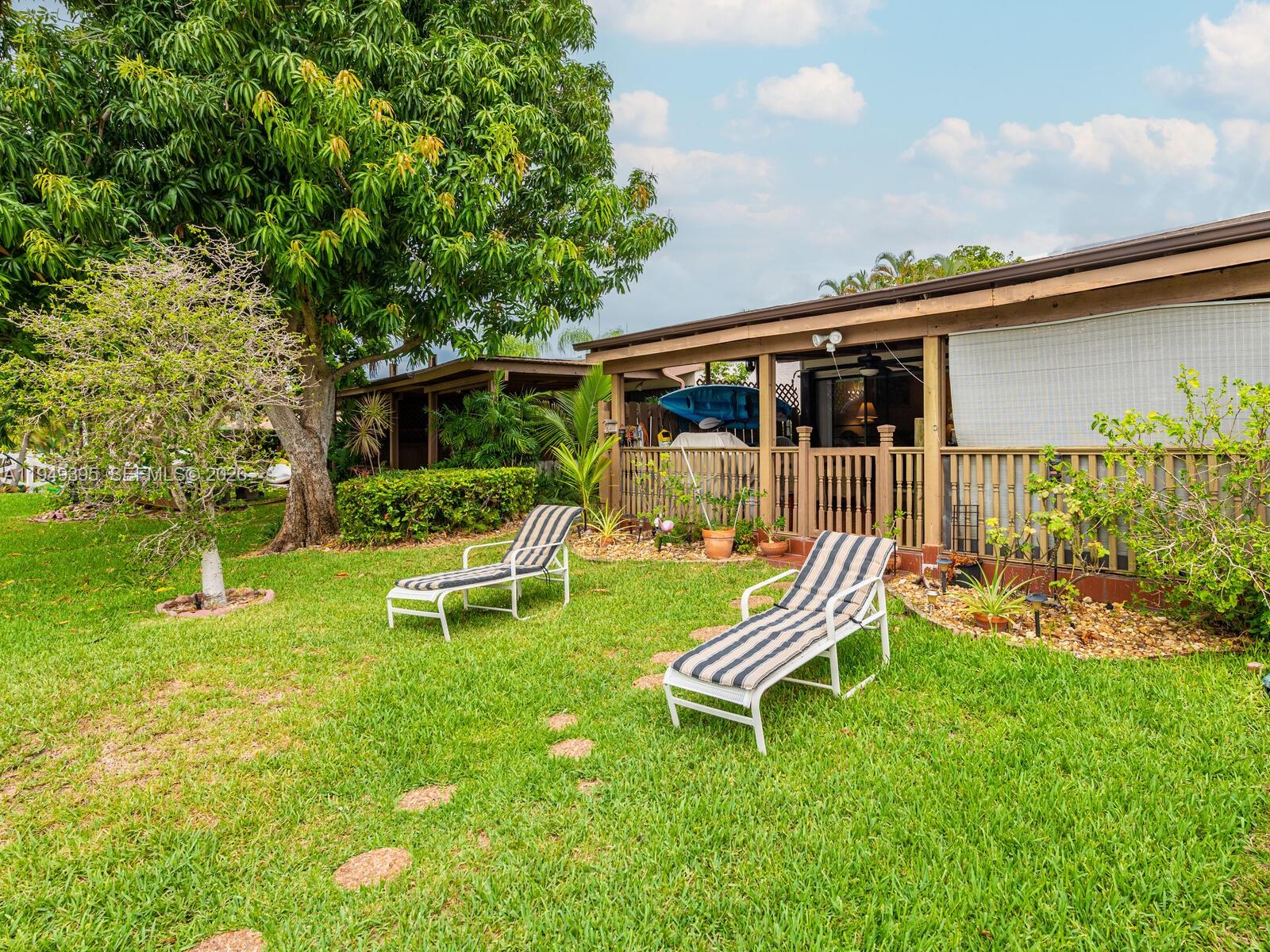 429 Leslie Dr #429 Hallandale Beach, FL 33009