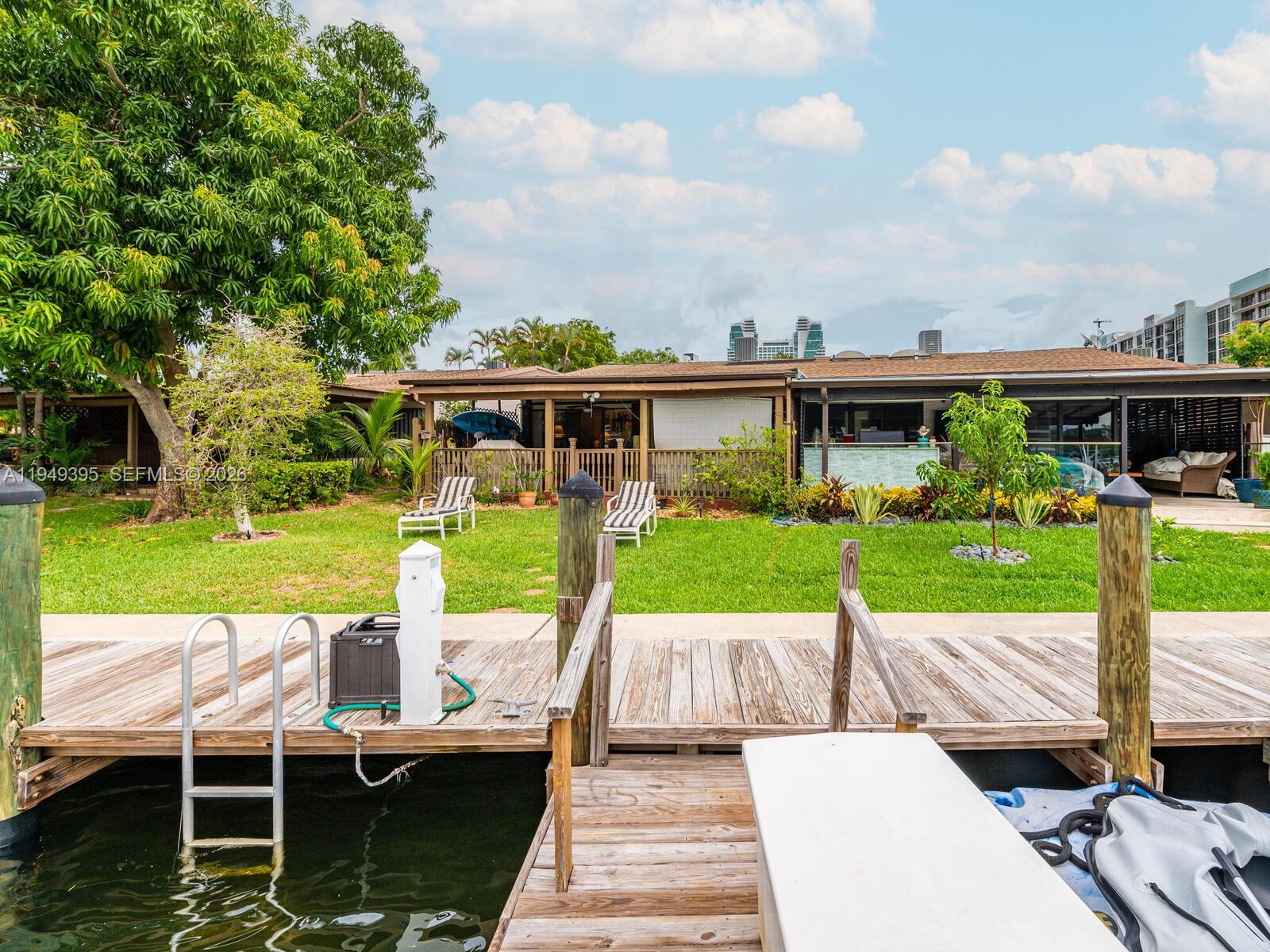 429 Leslie Dr #429 Hallandale Beach, FL 33009